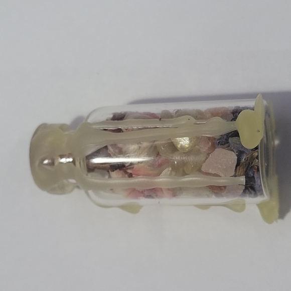 Anti-Anxiety Spell Jar & Candle Duo - Picture 2 of 3